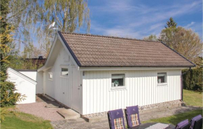 Two-Bedroom Holiday Home in Nattraby Nättraby